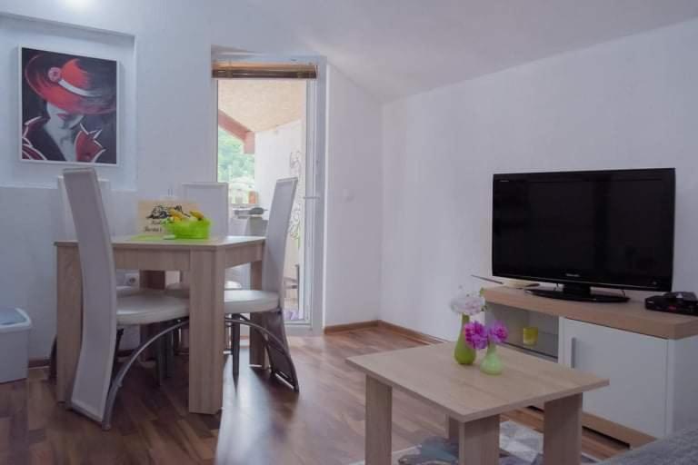 Apartment Dil Kulen Vakuf Exterior foto